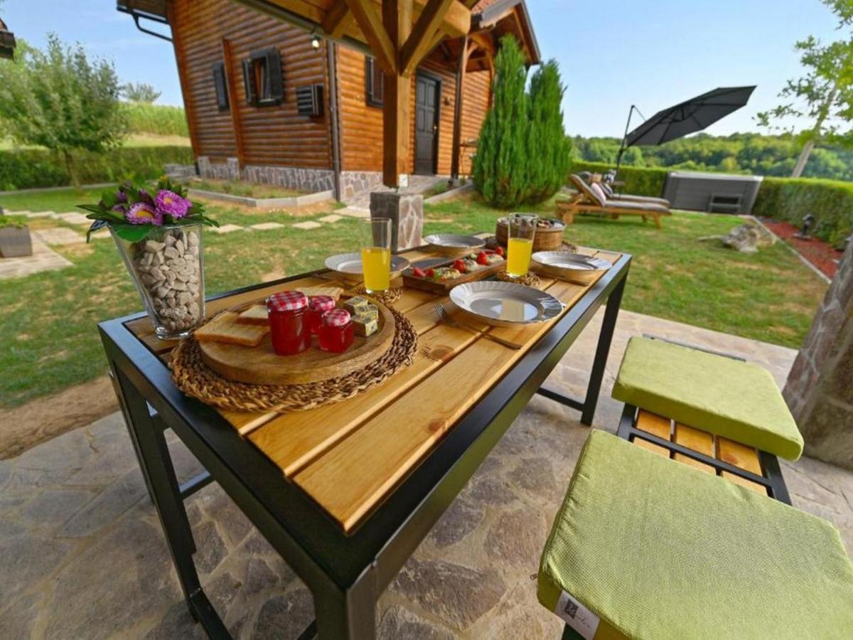 Lavanda Land - Villa Tanya Mreznica Donji Zvecaj Eksteriør billede